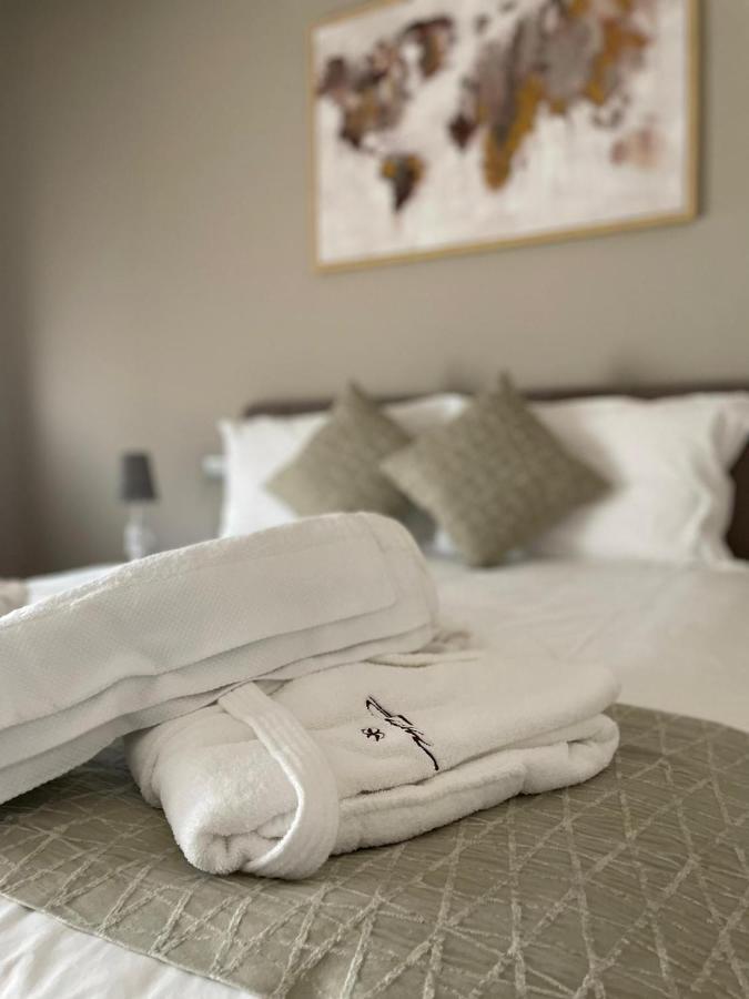 Notti O' Tunn Luxury Rooms In Centro Geraci Siculo Exteriér fotografie
