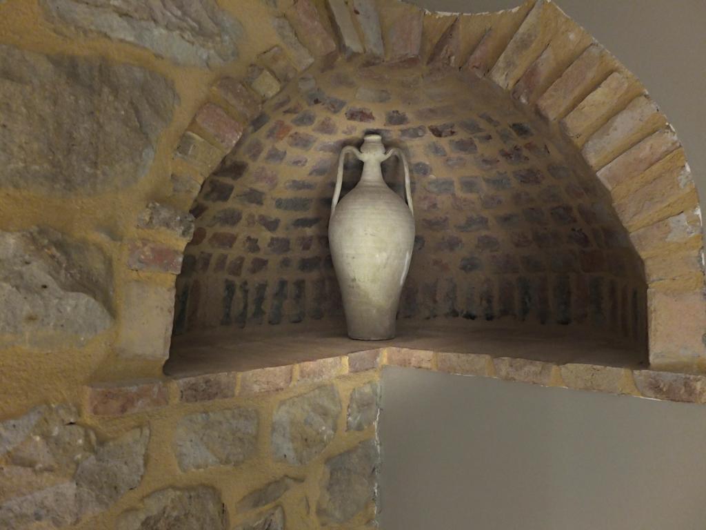 Notti O' Tunn Luxury Rooms In Centro Geraci Siculo Exteriér fotografie