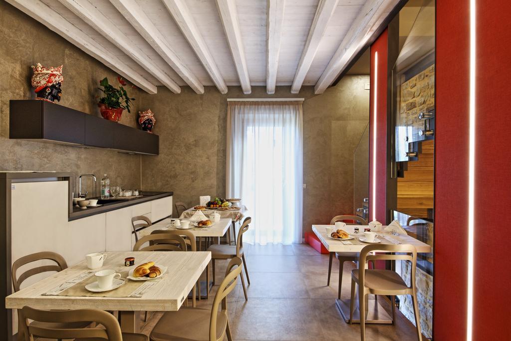 Notti O' Tunn Luxury Rooms In Centro Geraci Siculo Exteriér fotografie