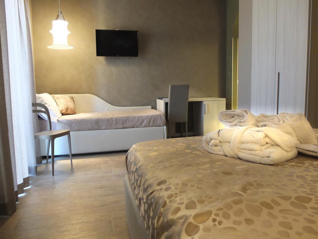 Notti O' Tunn Luxury Rooms In Centro Geraci Siculo Exteriér fotografie