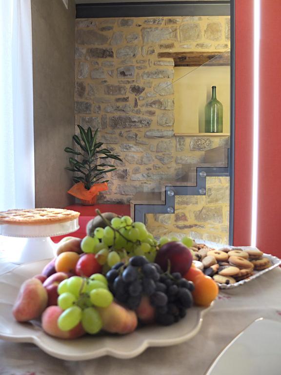 Notti O' Tunn Luxury Rooms In Centro Geraci Siculo Exteriér fotografie